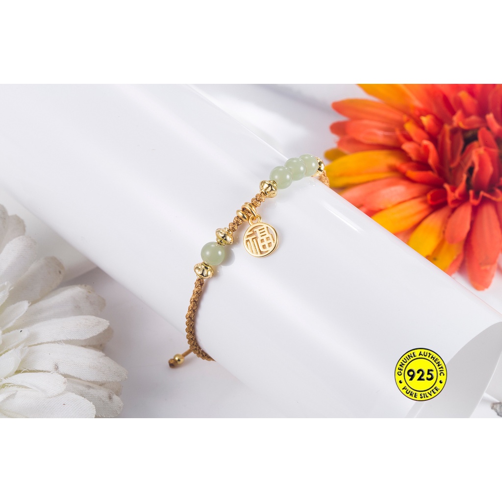 Thẻ Vàng 18K Mang Lại May Mắn Cho Nữ