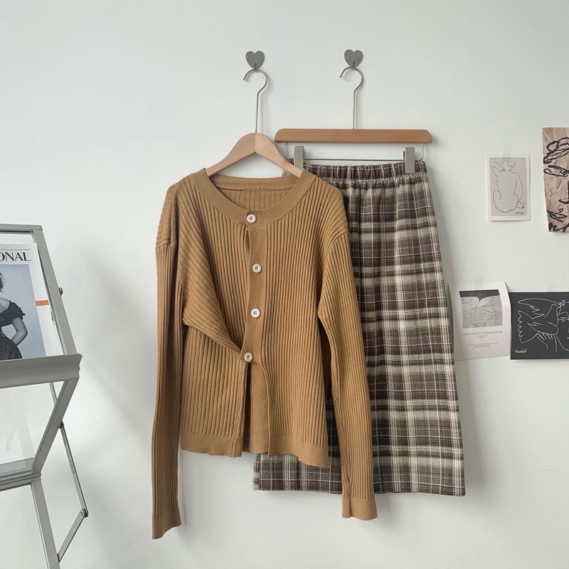 Chân váy caro dạ