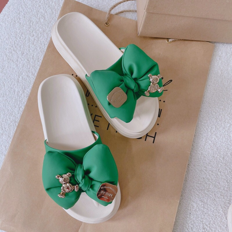 DÉP BÁNH MÌ NƠ GẤU NHẬP QUẢNG CHÂU ( D1781 D1782 D1783 )