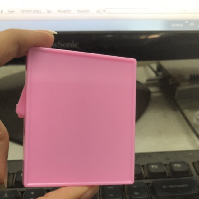 hộp hồng vuông 1k8