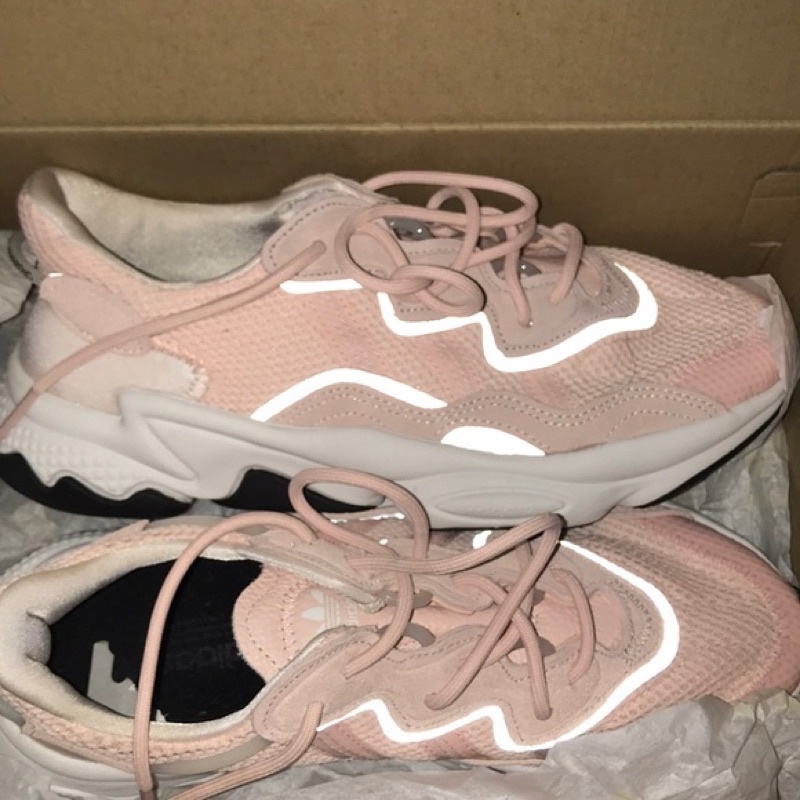 GIÀY THỂ THAO ADIDAS OZWEEGO