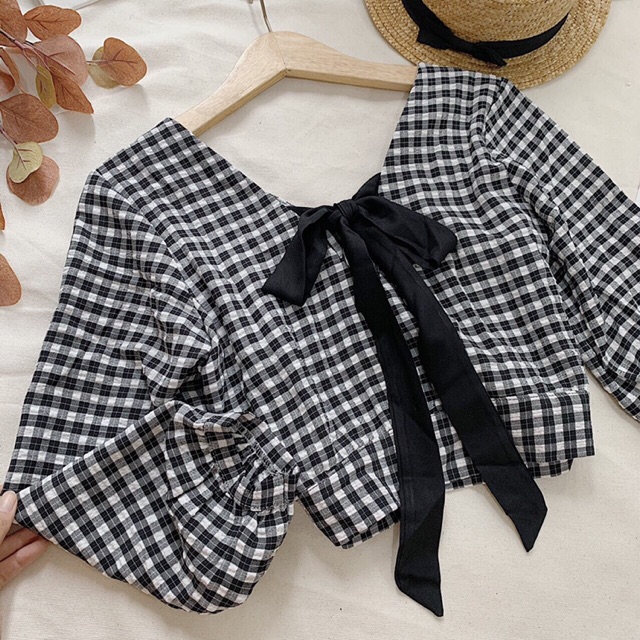 ÁO CROP CARO CỔ V VIỀN BÈO