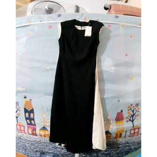 Pass váy ivy moda chưa mặc lần nào form dài dáng suông màu đen