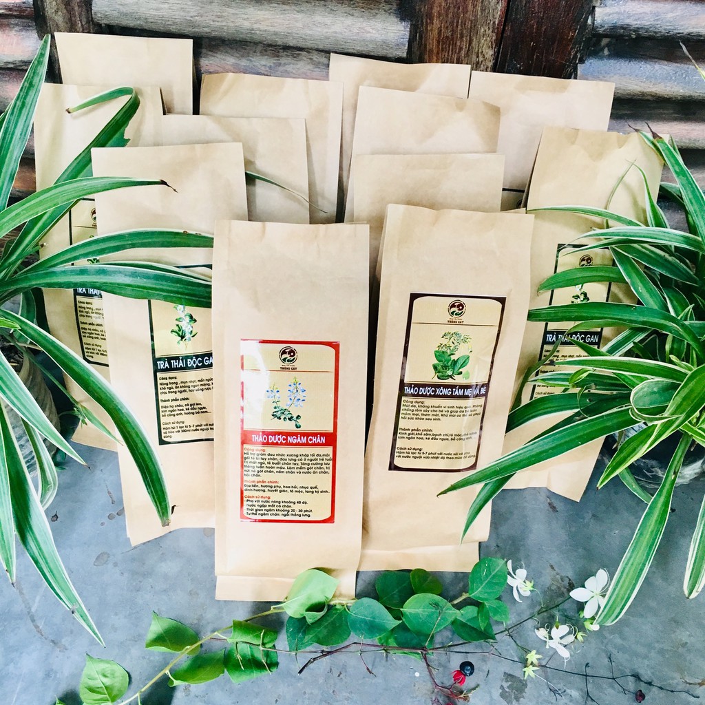 Thảo dược ngâm chân Đông y gia truyền Thông Cát (Since 1918)- Đẩy lùi đau nhức xương khớp, thải độc chân từ 5-7 ngày | BigBuy360 - bigbuy360.vn