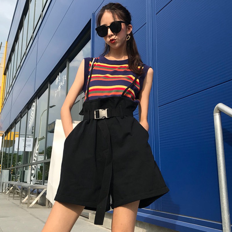 QUẦN NGẮN YẾM DÂY.