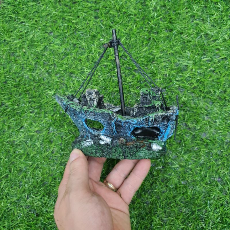 Mô hình tàu thuyền đắm Size vừa  -Thuyền đắm - Trang trí bể cá - Trang trí hồ thủy sinh - Tiểu cảnh trang trí bể cá