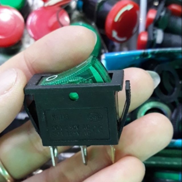 10c công tắc 3chân