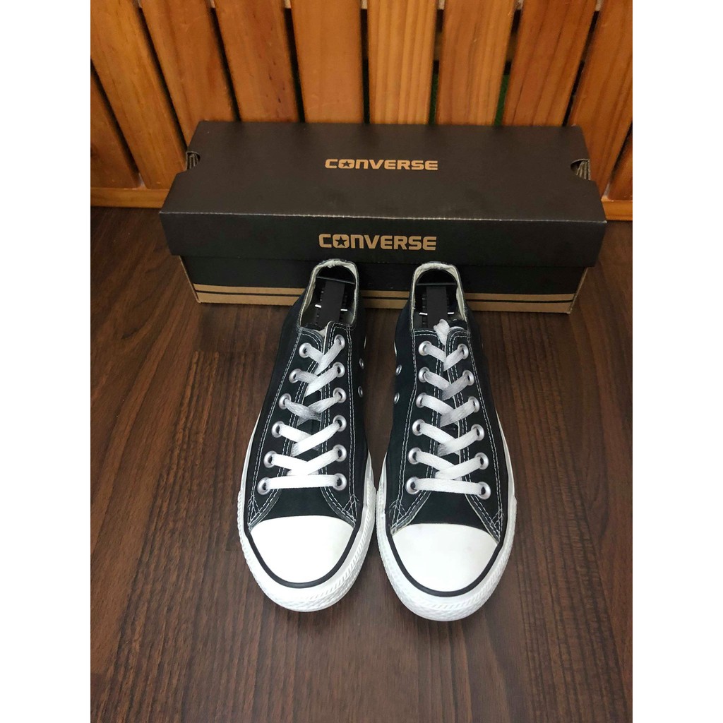 GIÀY SNEAKERS CONVERSE CỔ THẤP SIZE 39 FULL BOX MÀU ĐEN TRẮNG (REAL/2HAND)(CÓ BẢO HÀNH)