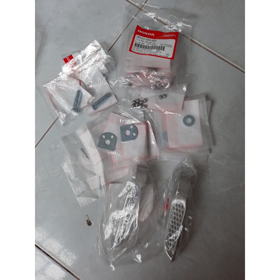 GÁC CHÂN SAU, ĐỂ CHÂN SAU VISION 2021 ZIN HÃNG