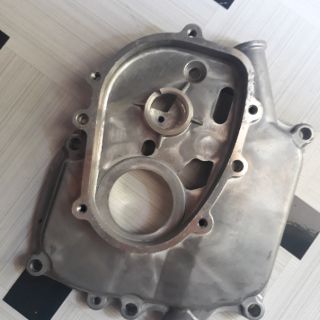 Mặt bích/nắp hong máy xăng 6.5hp
