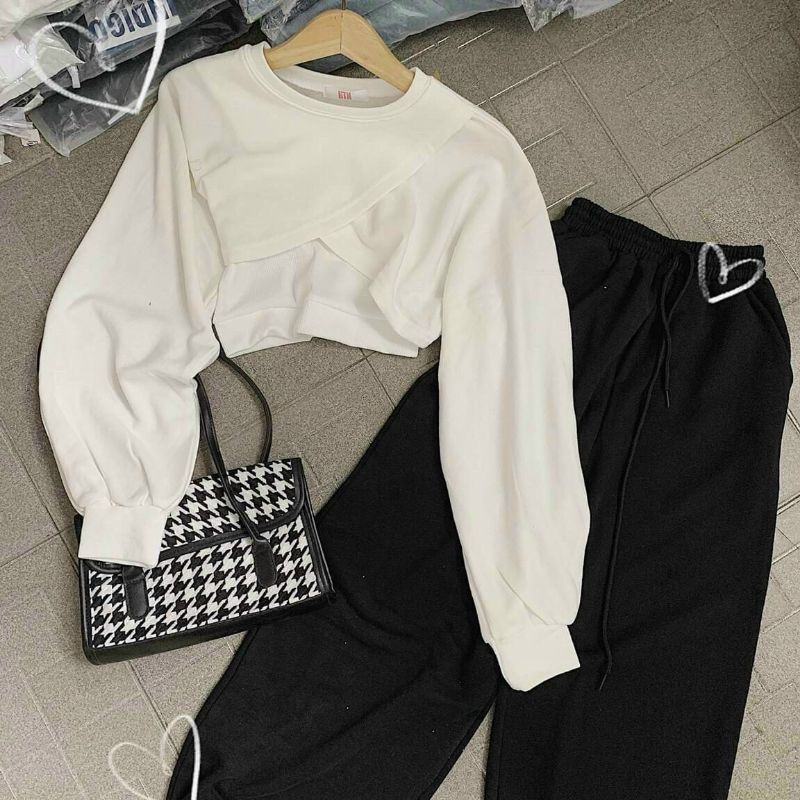 Set bộ nữ 3 món áo crop chéo trắng quần jogger kèm áo hai dây cá tính