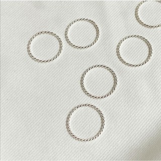minimalism ring-( cắt, xoắn)