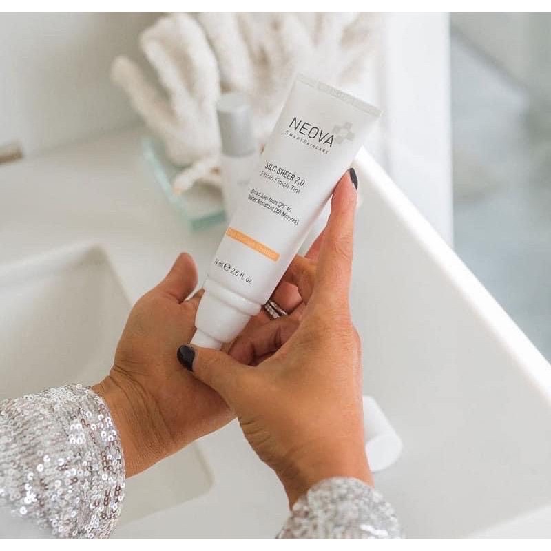 Kem nền chống nắng neova che khuyết điểm hoàn hảo dna damage control active slic sheer 2.0