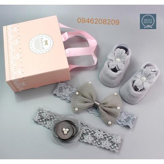 SET GIÀY VÀ BĂNG ĐÔ CHO BÉ GÁI