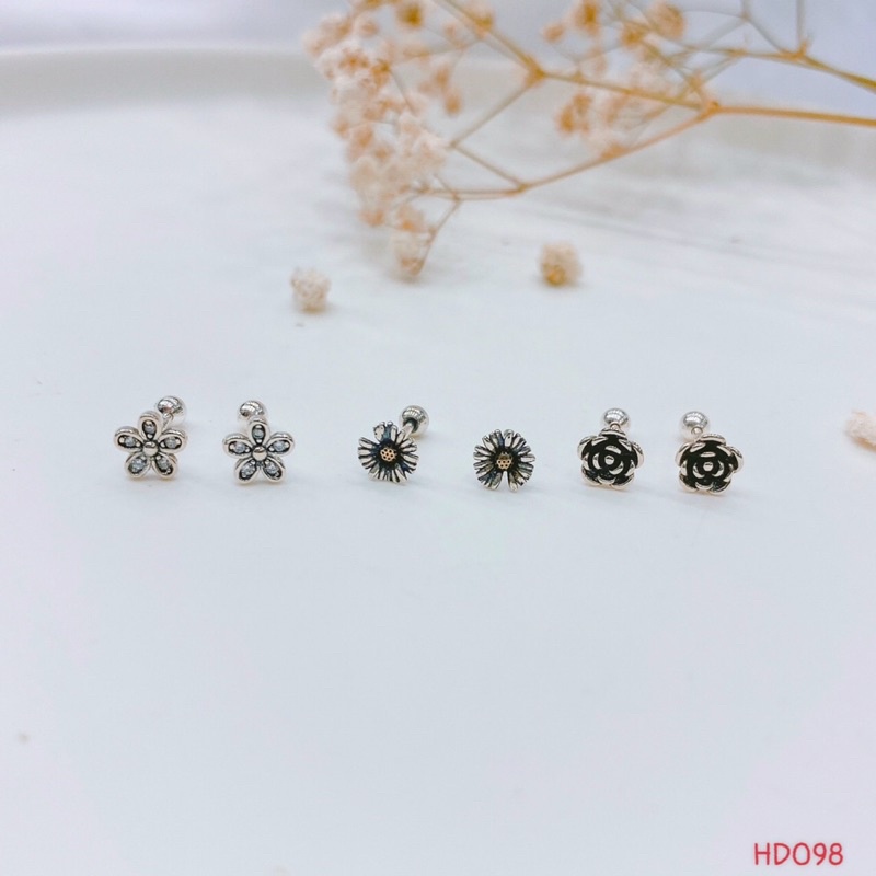 Khuyên tai bạc siêu nét nụ đính bi tròn chốt vặn cỏ 4 lá đen dấu phẩy