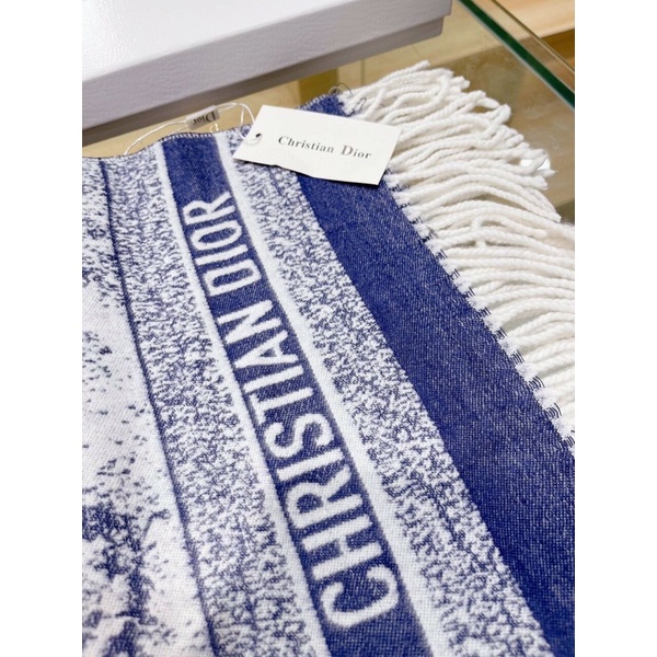 Khăn quàng diỏr 96% từ lông cừu siêu mịn