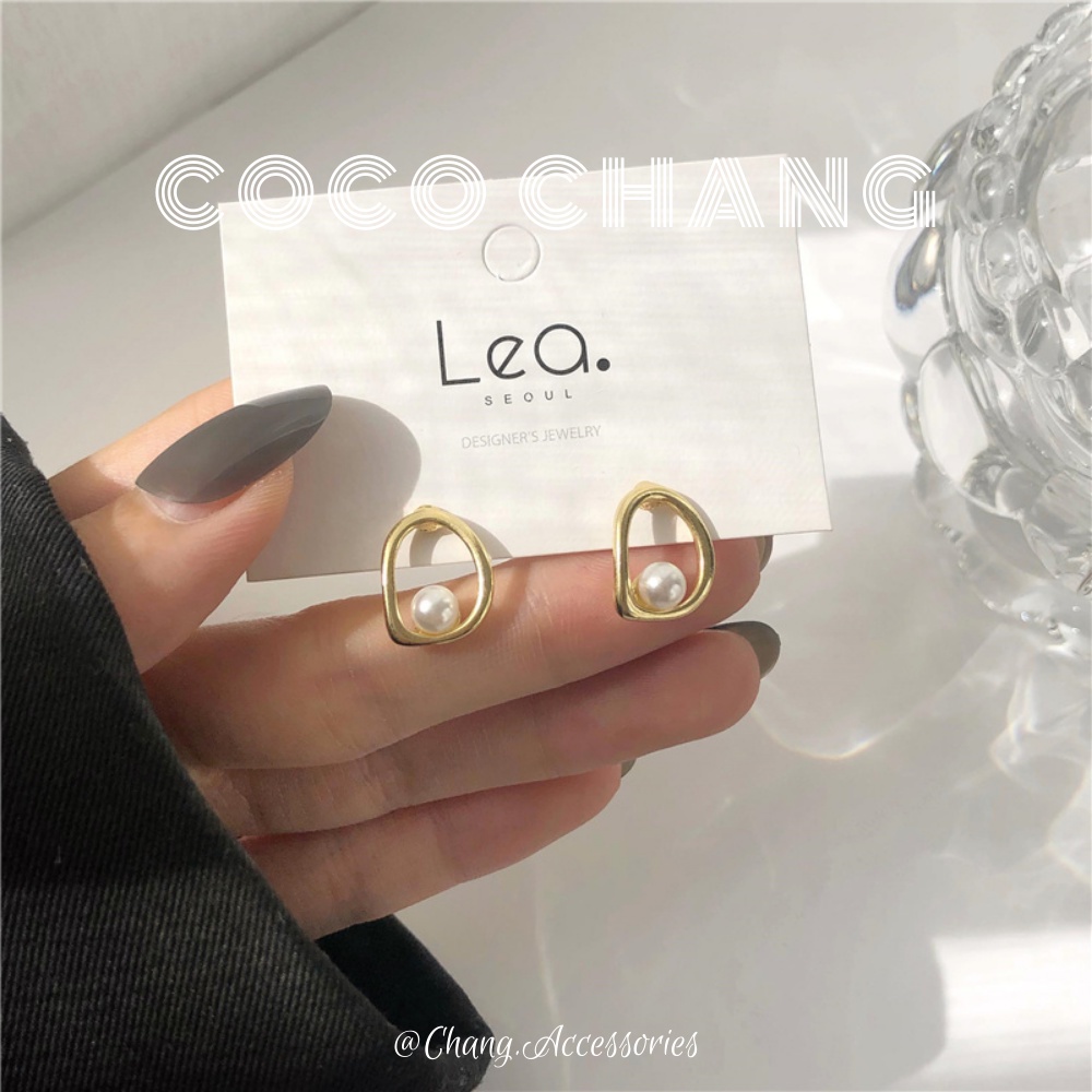 Bông tai hình tròn kết hợp ngọc trai nhân tạo khuyên tai nữ nhẹ nhàng Basic Cocochang shop