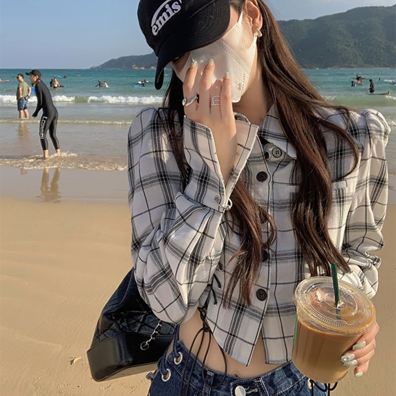 Áo Sơ Mi Tay Dài Dáng Rộng Họa Tiết Sọc Caro Trắng Đen Thời Trang Cá Tính Cho Nữ
