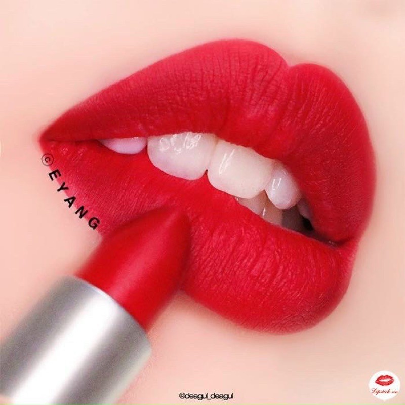 Son MAC Ruby Woo 707 Màu Đỏ Cổ Điển – Retro Matte