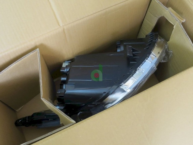 Đèn pha huyndai i10