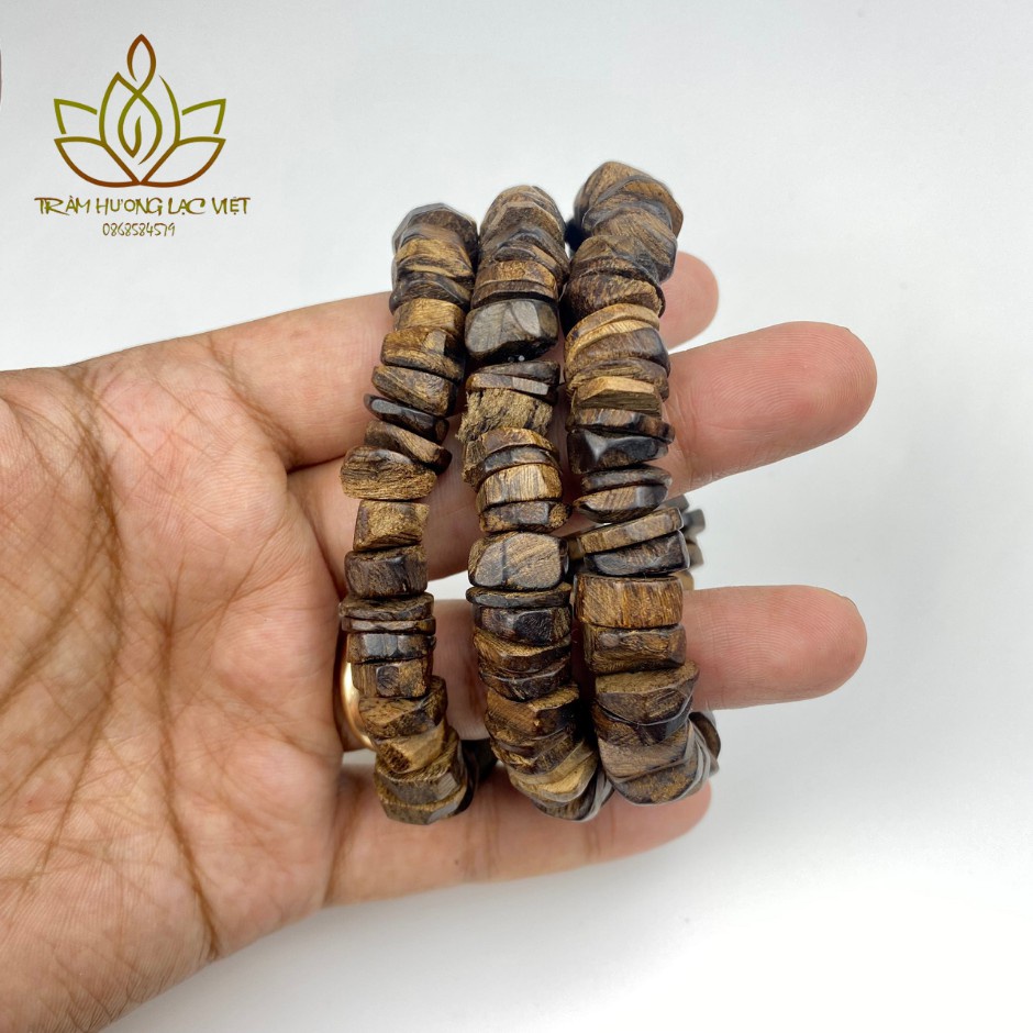 Vòng Tay Trầm Hương Trầm Indo Rin Vô Định Hình cho Nam - Phong cách Độc Đáo - Mạnh Mẽ