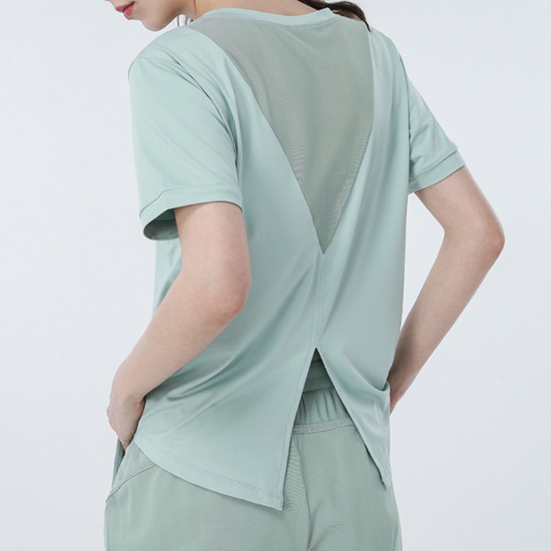 Set đồ thể thao tay ngắn nhanh khô thích hợp tập yoga / chạy bộ cho nữ