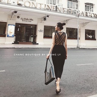Váy body hở lưng