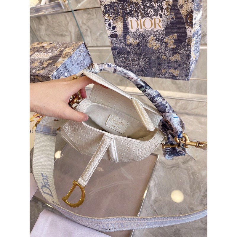 Túi xách Yên ngựa chữ D hàng order