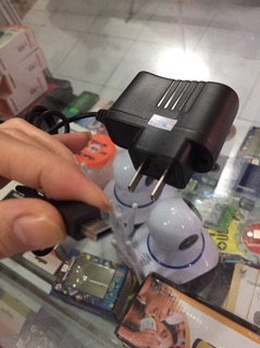 Xạc V3 Chân Vuông Q-Mobile