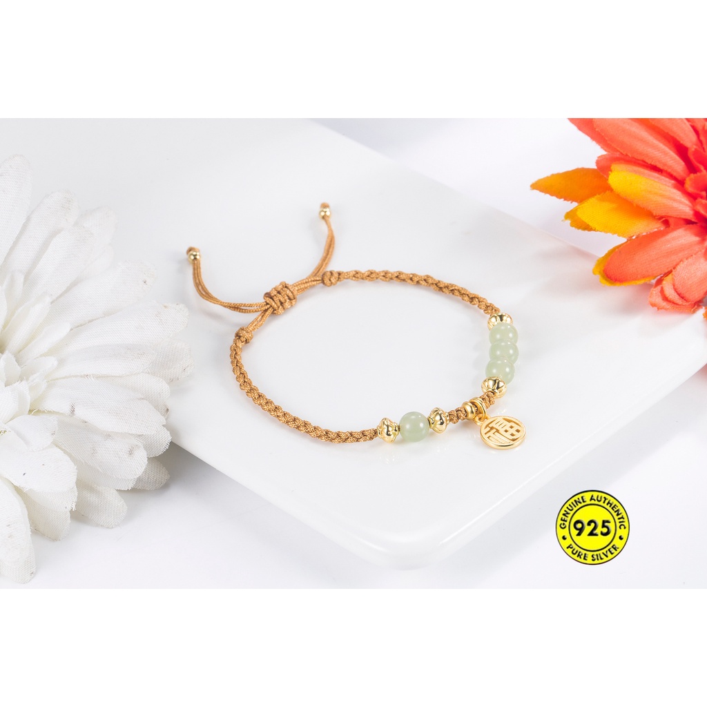 Thẻ Vàng 18K Mang Lại May Mắn Cho Nữ