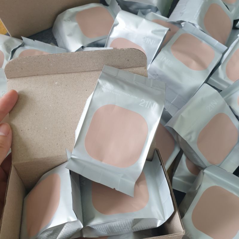 Phấn Nước Kiềm Dầu Thế Hệ Mới Laneige Neo Cushion Matte SPF42+PA+++