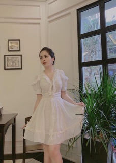 ĐẦM XÔ REN TRÒN NỮ TÍNH