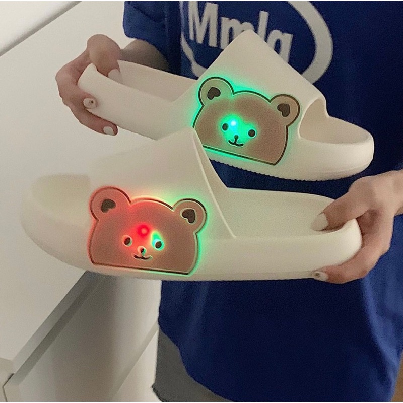 Dép gấu phát sáng xinh xắn