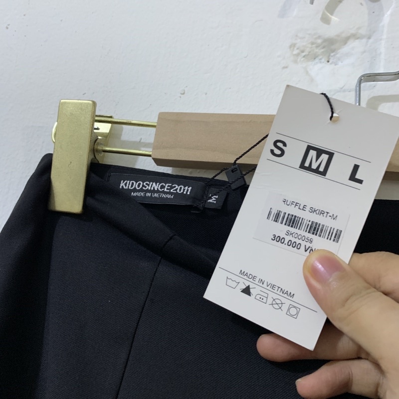 Thanh lý - CHÂN VÁY KIDO - RUFFLE SKIRT SIZE M
