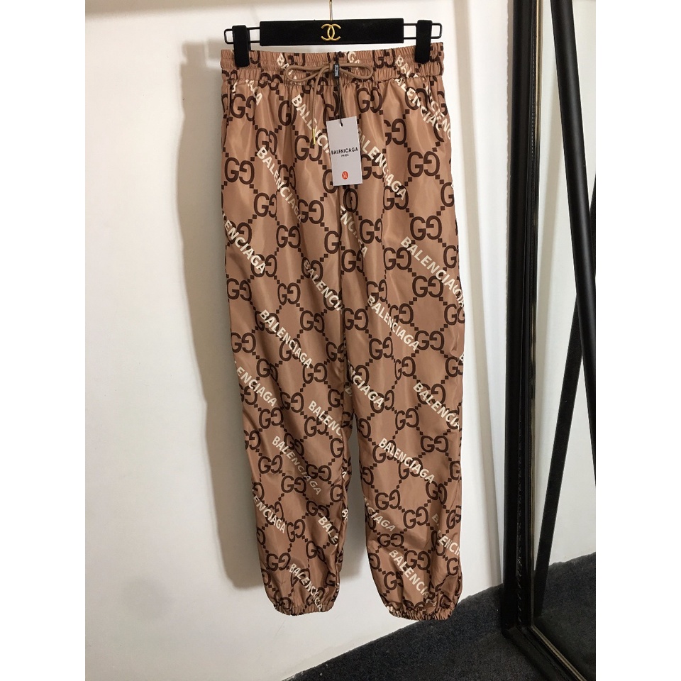 Quần baggy nữ, bo gấu, có thun lưng và dây tùy chỉnh, sự kết hợp giữa Gucci và Balenciaga