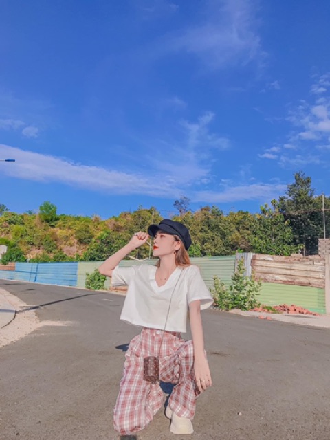 ÁO CROPTOP CỔ TIM V