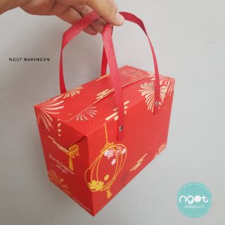 Hộp quà Tết dây xách đỏ Set 5c