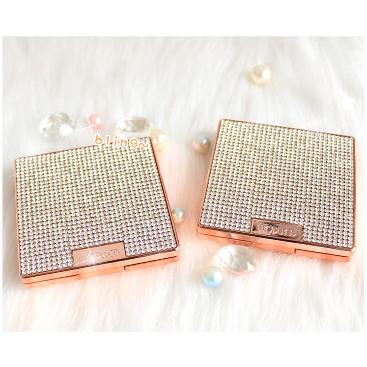 Phấn Nền Kiềm Dầu, Che Khuyết Điểm Dạng Nén WODWOD Glittering Pressed Powder W737 12g Hộp lấp lánh | BigBuy360 - bigbuy360.vn