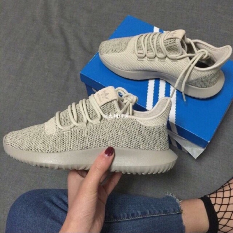 Giày thể thao sneaker tubular shadow shoes vàng cát siêu nhẹ
