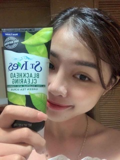 🍃 SỮA RỬA MẶT TẨY DA CHẾT ST. IVES