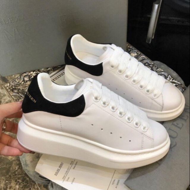 Giày MCqueen nam với dáng gọn gàng màu sắc phong phú giá rẻ