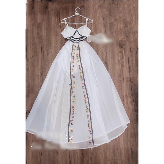 Đầm maxi voan trắng xoè 2 dây cúp ngực xẻ đùi phối thổ cẩm Đầm váy đi chơi du lịch đi biển hotgirl tk đơn giản đi Đà Lạt