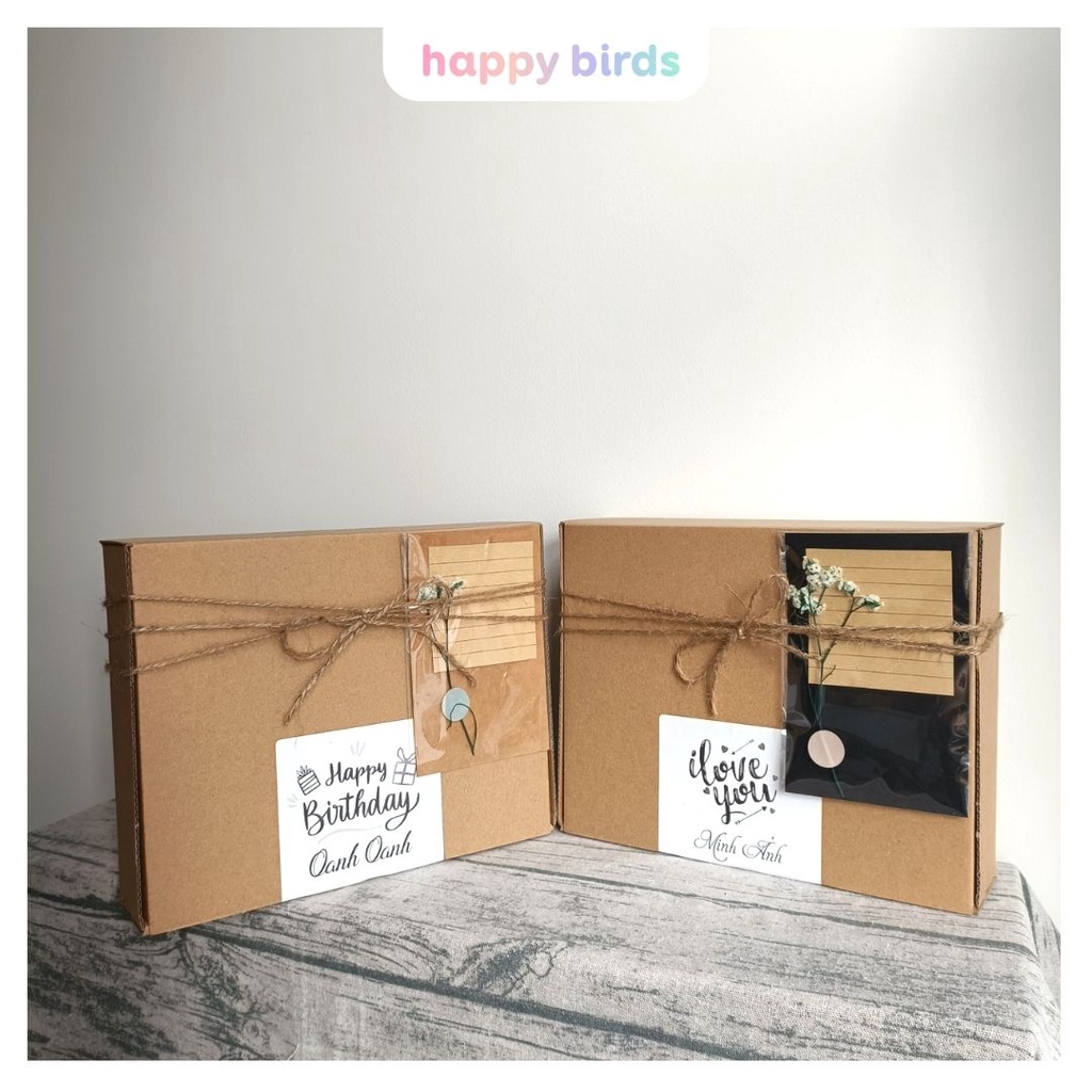 Hộp đựng quà viết tên theo yêu cầu kèm thiệp rơm in tên carton nắp gài giấy kraft tặng quà sinh nhật HappyBirds