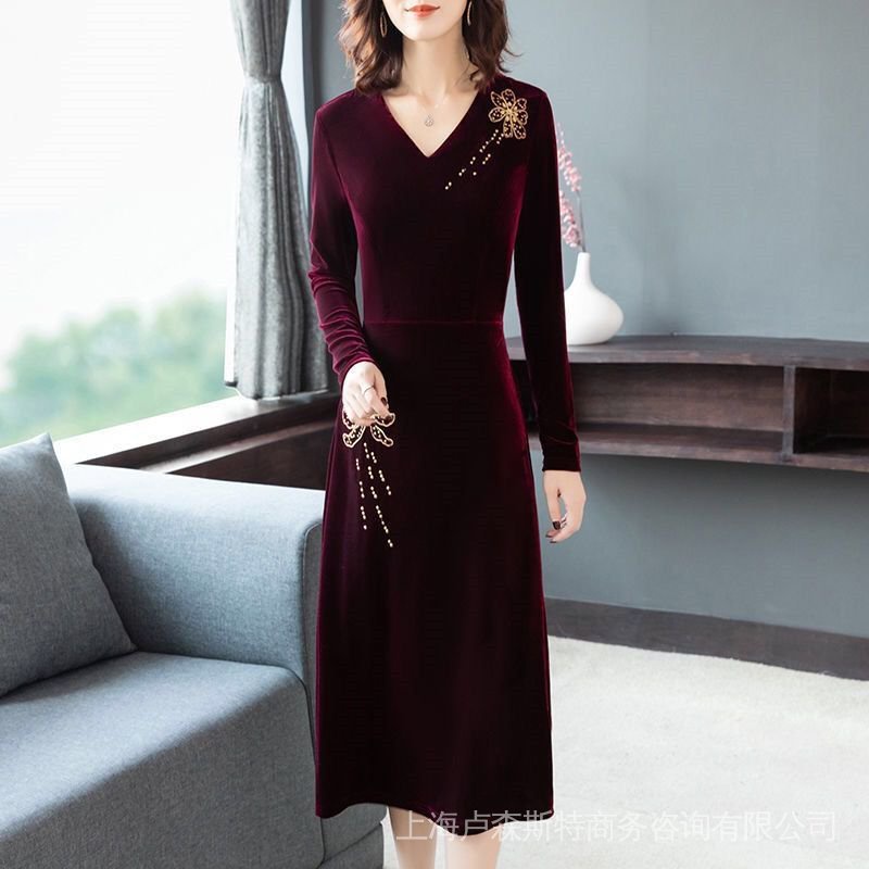 Đầm Nhung Thêu Tay Dài Phong Cách Retro Plus Size Thời Trang Xuân Thu Dành Cho Nữ 2022