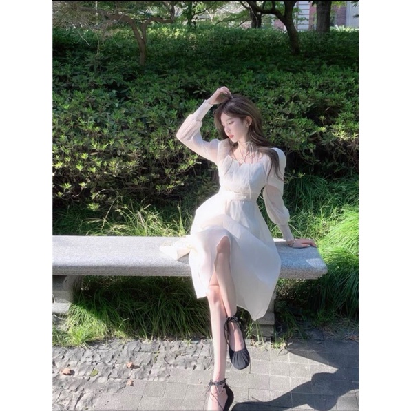 ĐẦM MIDI NUDE TAY DÀI BỒNG CỔ VUÔNG DÂY CHÉO