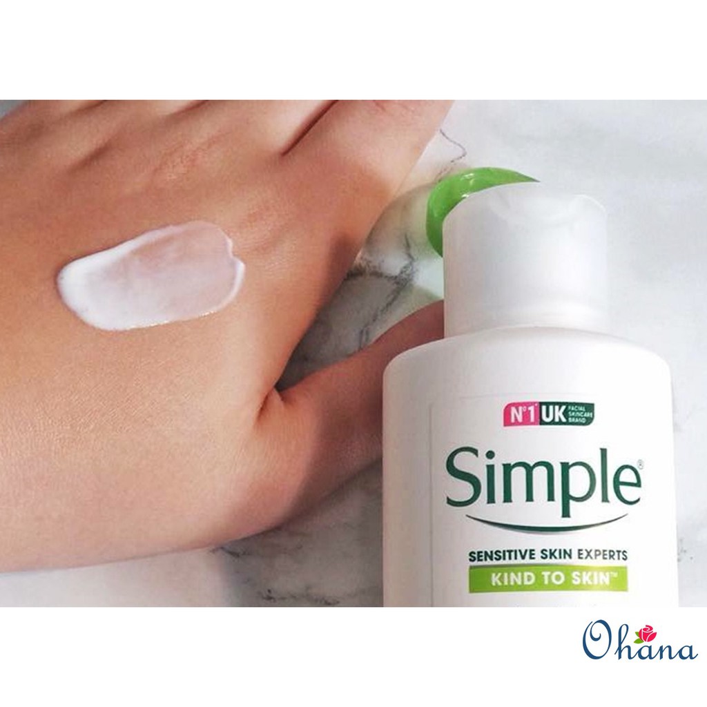 Kem Dưỡng Ẩm Simple Hydrating Light Moisturiser 125ml