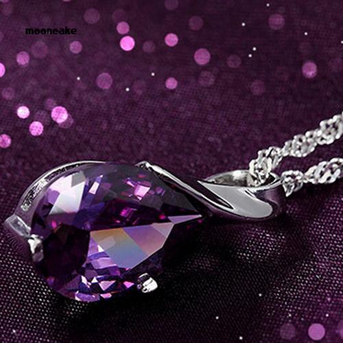 Dây chuyền đính đá tím mặt giọt nước phong cách sang trọng