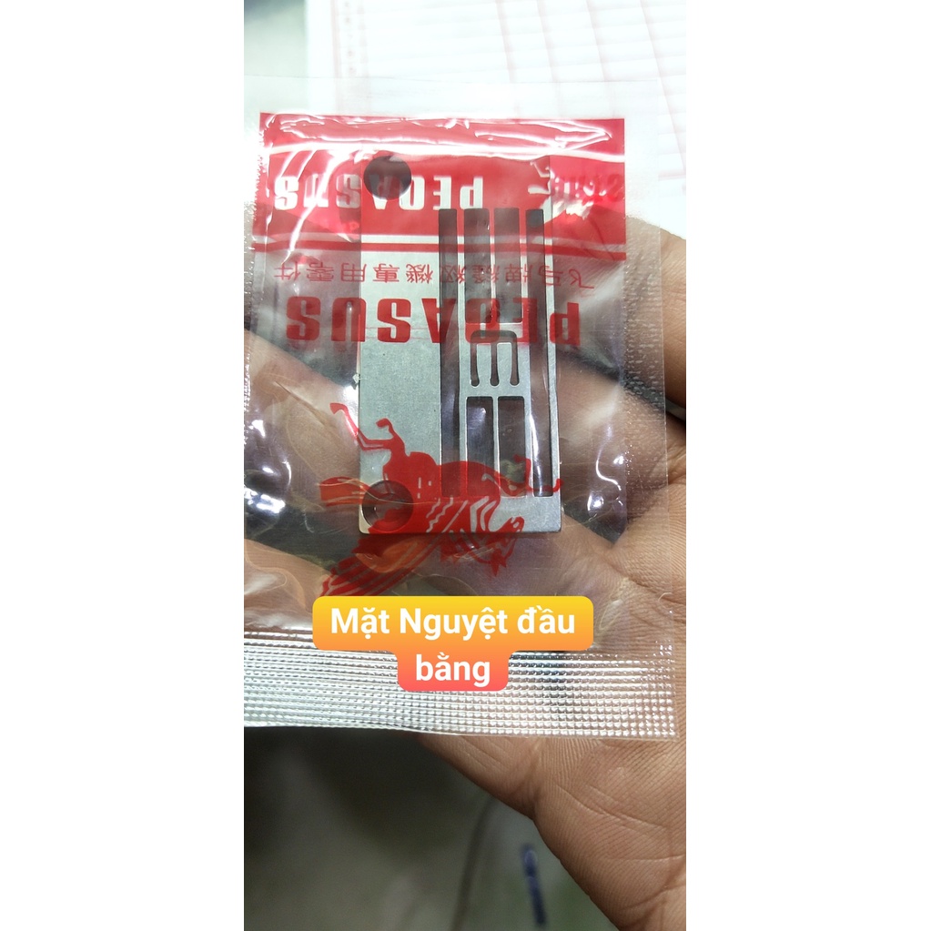 Mặt Nguyệt chống mo máy Trần đè