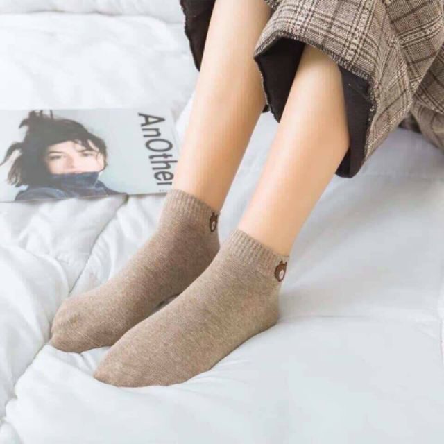 Tất cổ ngắn đính icon gấu Brown siêu dễ thương