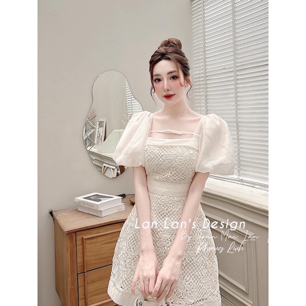 Váy ren cổ vuông dáng xoè